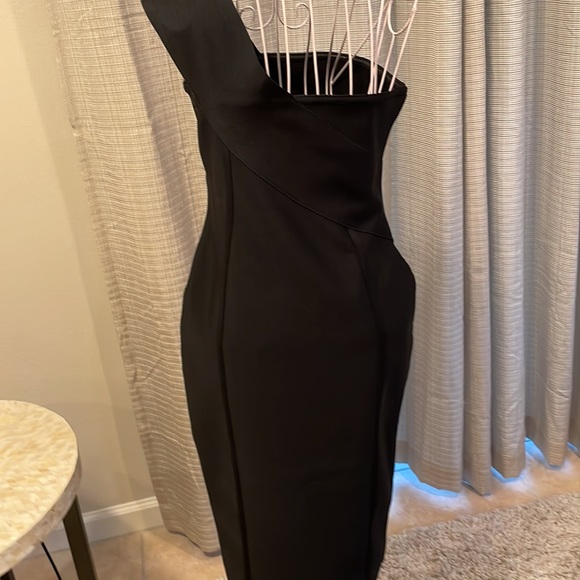 Sexy one strap black Holiday Dress stretch - Picture 3 of 6